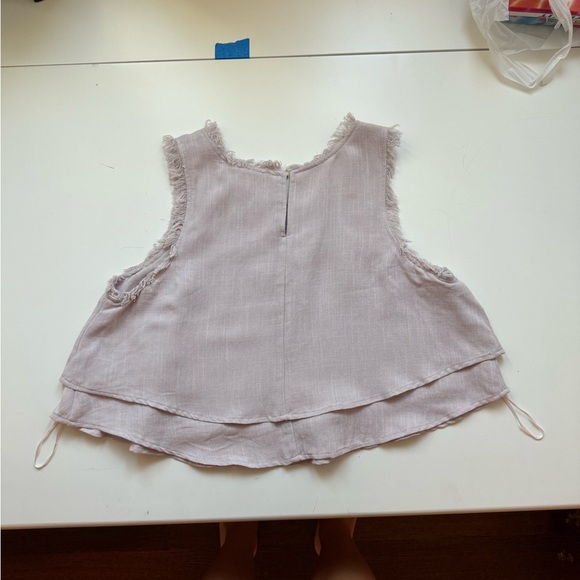 cropped tank top - Picture 3 of 3